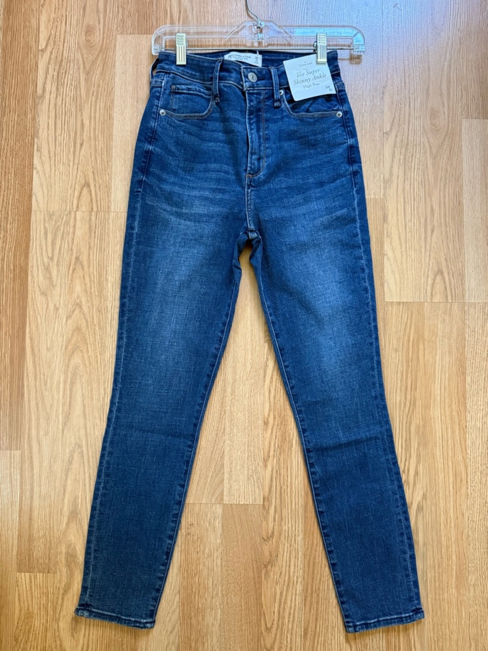 Abercrombie & Fitch Women's High Rise Super Skinny Jeans 26 2R Jeans